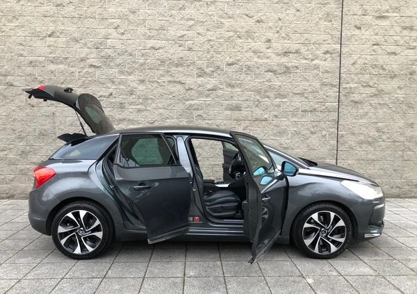 Citroen DS5 cena 54999 przebieg: 169000, rok produkcji 2015 z Głowno małe 631